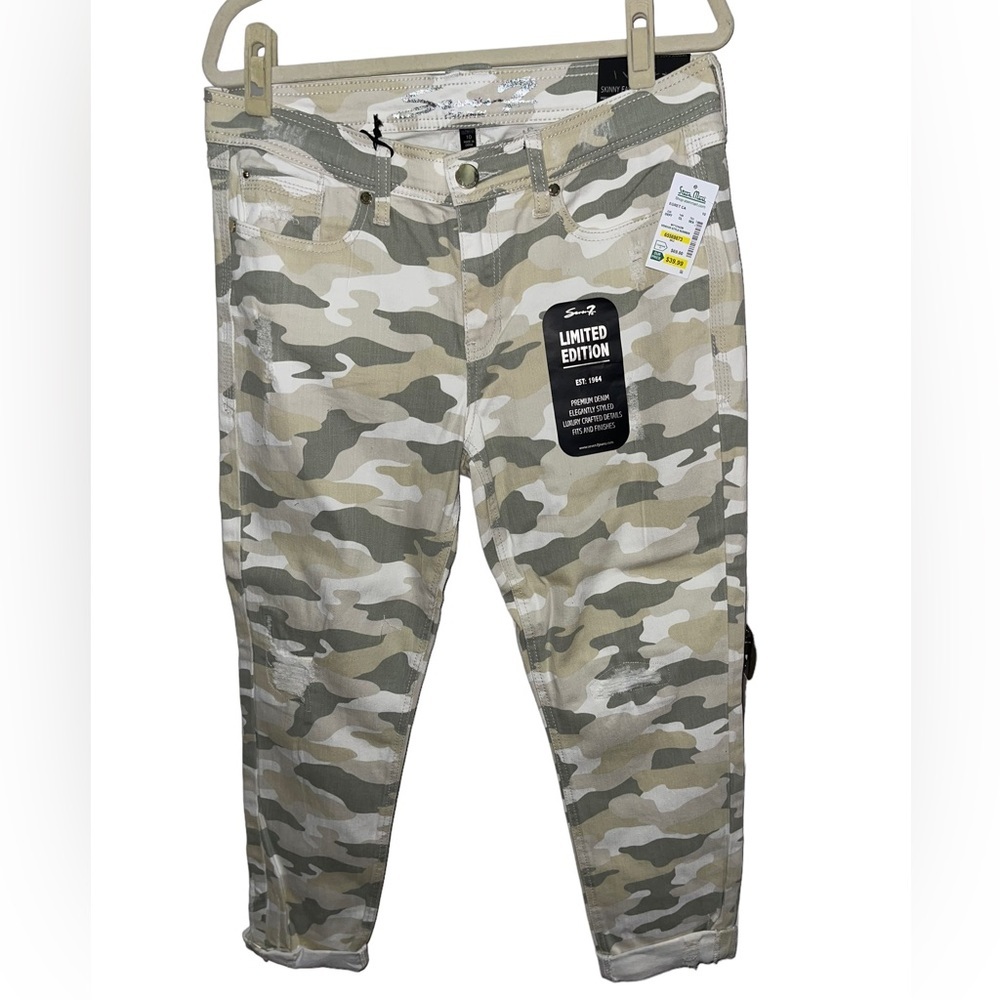 Seven7 - Camo jeans- green/ tan/ cream / beige - size 10